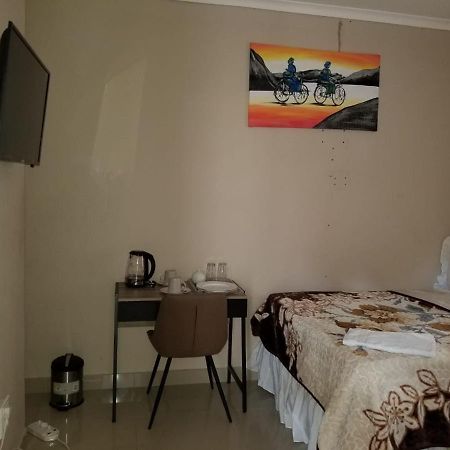 Pinto City Motel Kempton Park Luaran gambar